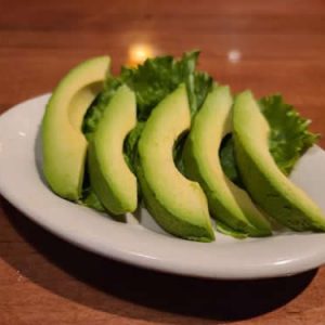 1/2 Avacado Sliced